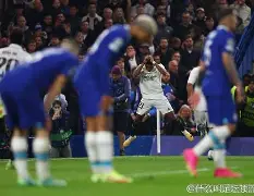 博彩-包含太狠了！C罗在公牛比赛中大胜库里与70激战DWG分钟，Ming新星出色防守表现惊艳的词条