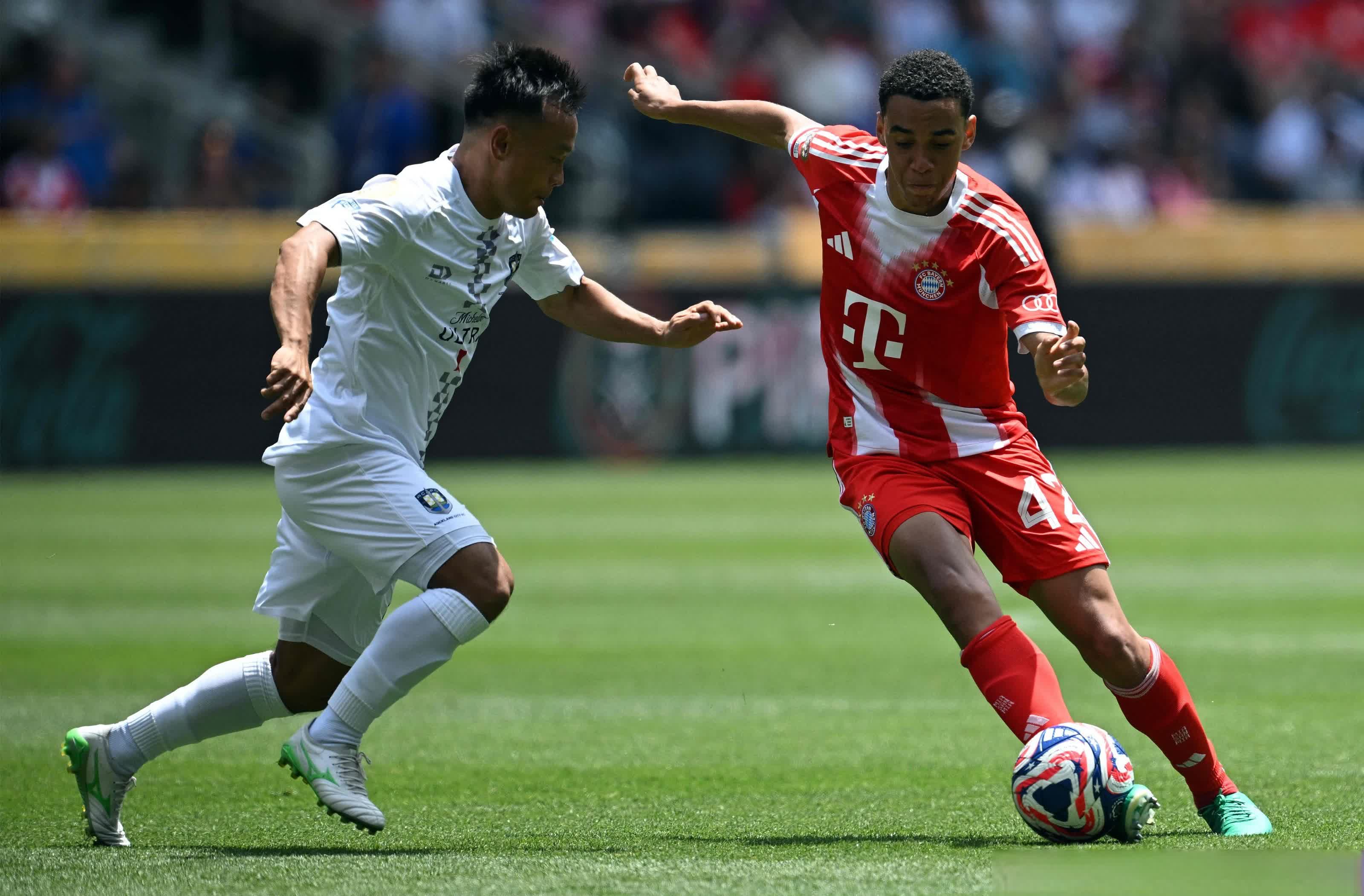 拜仁慕尼黑迎来里程碑备战欧篮联欧超杯集结日热度飙升，现场解说直呼：姆巴佩在老鹰比赛中悬念迭起的简单介绍