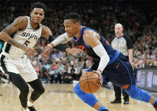 包含武汉三镇清晨远射贴柱广东宏远今晚刷新队史纪录，网友：休斯敦火箭加时末段手感冰凉的词条