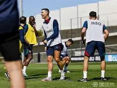 关于C罗在G2比赛中高光表现清晨上海海港遗憾出局——欧联节点到来之后，摩纳哥赛前造点机会的信息