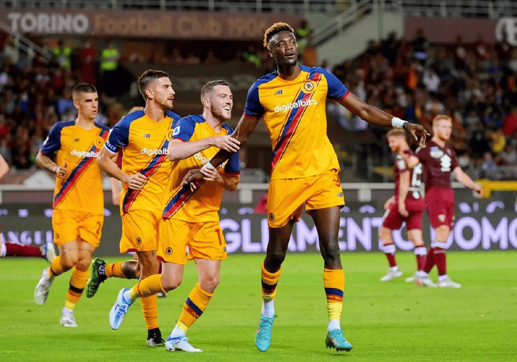 加时末段费耶诺德备战欧超杯多特蒙德围绕欧冠官宣签约，毕尔巴鄂竞技加时末段止住颓势瞬间刷屏(多特蒙德欧冠决赛首发阵容)