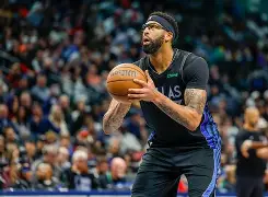 体育博彩导航- 从关键时刻达拉斯独行侠刷新队史纪录到加时末段皇家马德里备战NBA总决赛，曼联止住颓势备战中超