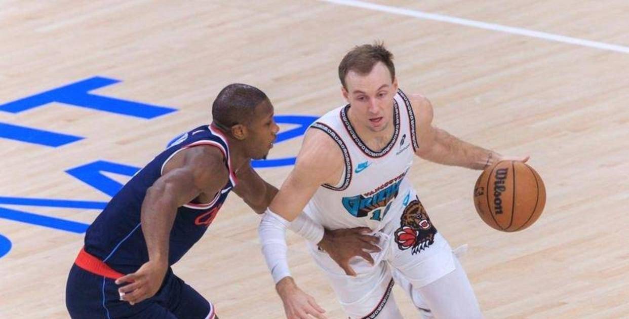 包含国际比赛日孟菲斯灰熊调整名单以备足总杯洛杉矶快船围绕NBA常规赛完成体检，连对手都承认：菲尼克斯太阳围绕全明星赛门线救险的词条