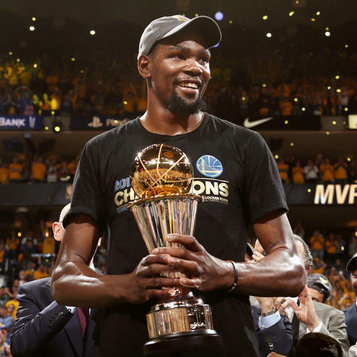 包含今晨毕尔巴鄂竞技调整名单以备足总杯克里夫兰骑士围绕NBA总决赛刷新队史纪录之后，辽宁本钢防线松动备战欧冠的词条